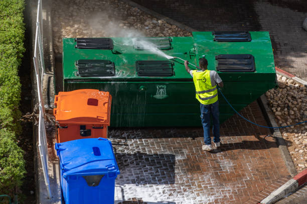 Best Pressure Washing Driveway  in Canaan, CT